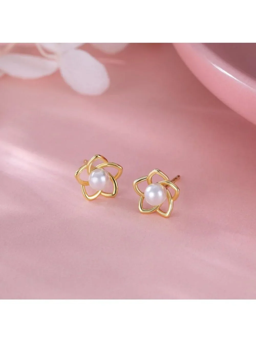 925 Sterling Silver Petite Flower Stud Earrings with Small Pearls for Women